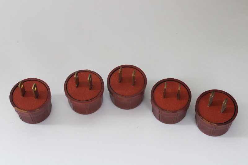 photo of vintage Torika Japan blinker flasher outlet plugs for Christmas lights, new old stock bakelite electrical plug lot  #2