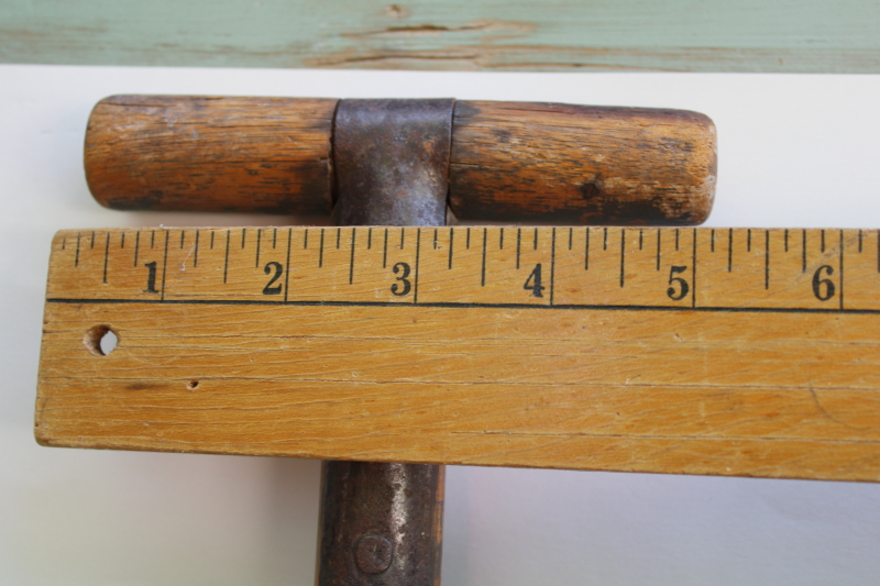photo of vintage US military trenching shovel WWI vintage M-1910 style T-handle tiny shovel entrenching tool #3