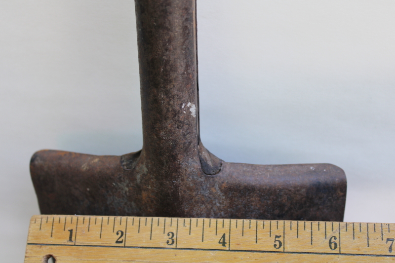 photo of vintage US military trenching shovel WWI vintage M-1910 style T-handle tiny shovel entrenching tool #4