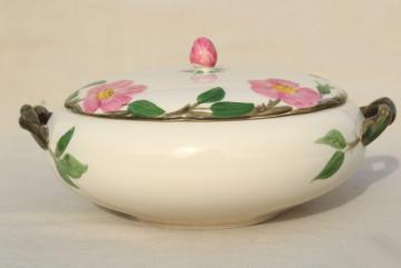 catalog photo of vintage USA Franciscan pottery Desert Rose covered dish round casserole