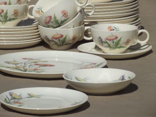 photo of vintage Universal pottery dishes, autumn asters floral Ballerina china for 8 #3