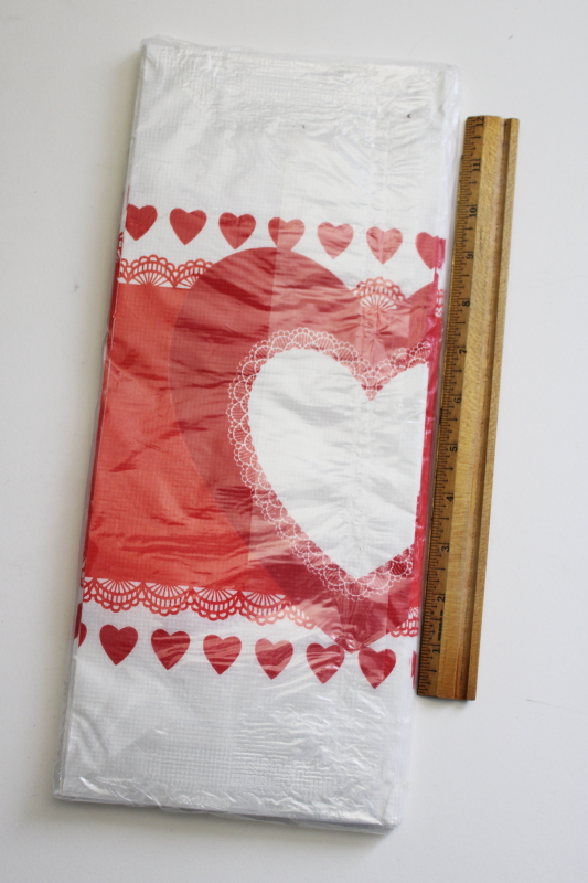 photo of vintage Valentines day paper party tablecloth w/ red hearts, sealed package #3