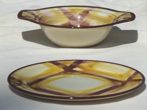 photo of vintage Vernon Kilns pottery plate & bowl, Organdie brown & yellow plaid #2