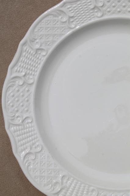 photo of vintage Vogue Washington Colonial antique white embossed border dinner plates #5