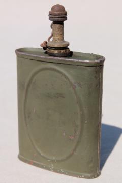 catalog photo of vintage WWII army oil can for gun oiling maintenance soldiers backpack field kit