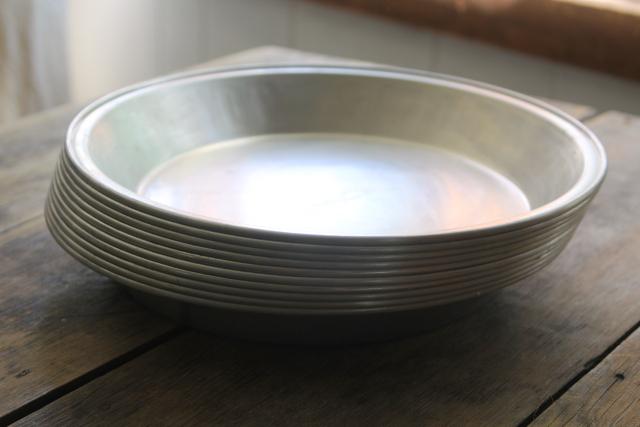 photo of vintage Wear-Ever heavy aluminum pie pans, set of ten 9 inch pie plates #7