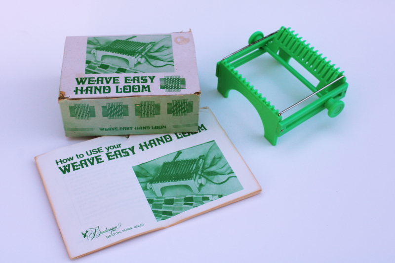 photo of vintage Weave Easy mini weaving loom w/ instructions to make weave it squares & projects #1