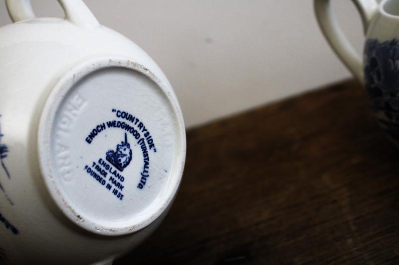 photo of vintage Wedgwood Countryside cream pitcher & sugar bowl set, blue & white china #6