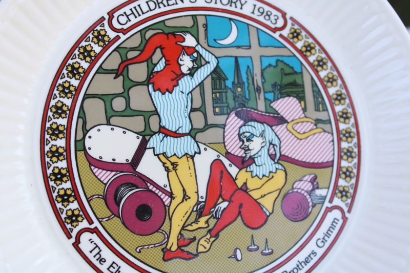 photo of vintage Wedgwood china plate childrens story fairy tale illustration Elves & the Shoemaker #2