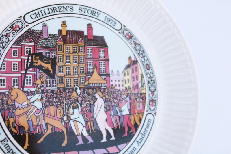 photo of vintage Wedgwood china plate childrens story fairy tale illustration Emperorâ€™s New Clothes #2