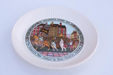 catalog photo of vintage Wedgwood china plate childrens story fairy tale illustration Emperorâ€™s New Clothes