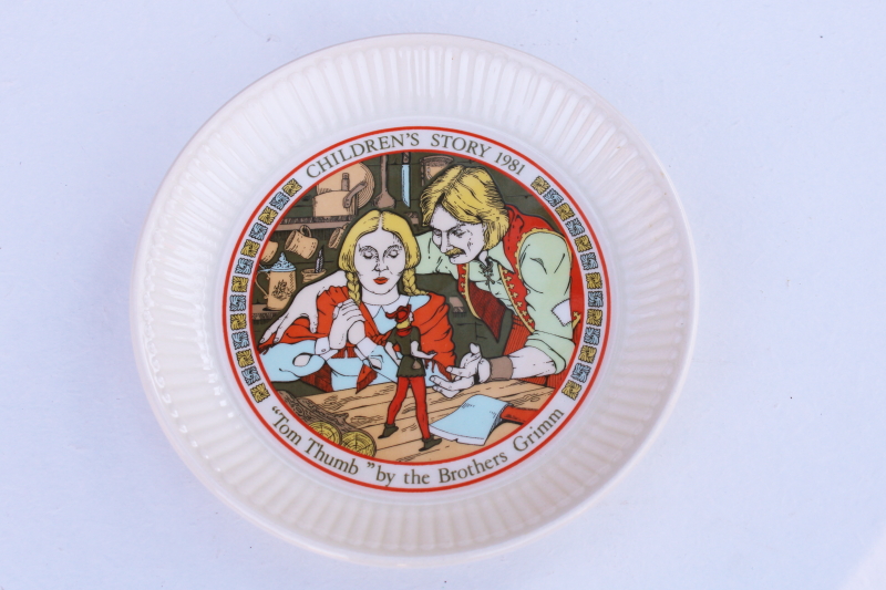 photo of vintage Wedgwood china plate childrens story fairy tale illustration Tom Thumb #1