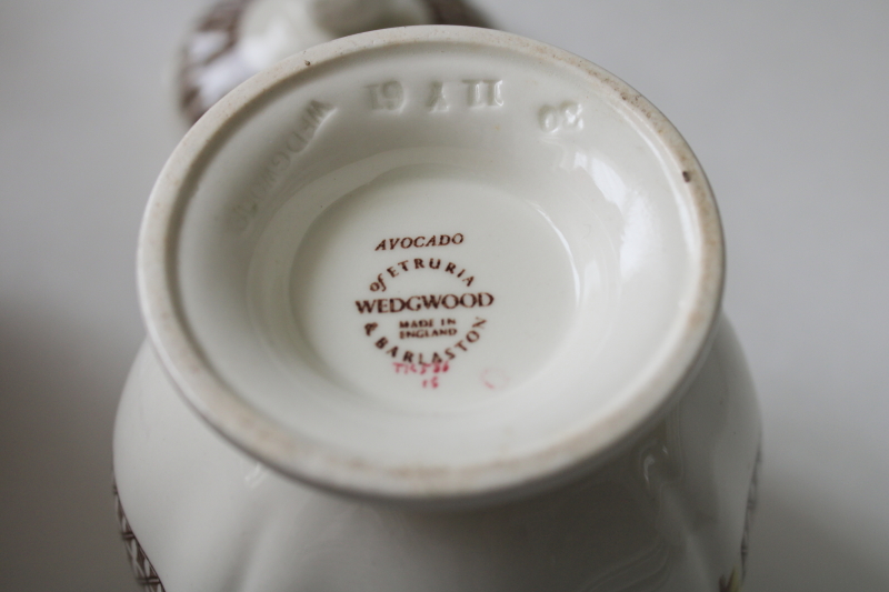 photo of vintage Wedgwood china sugar bowl, Avocado pattern shape, brown transferware w/ green ivy leaves  #3