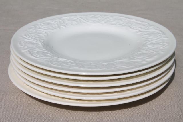 photo of vintage Wedgwood creamware ivory china bread & butter plates, Patrician embossed border  #4