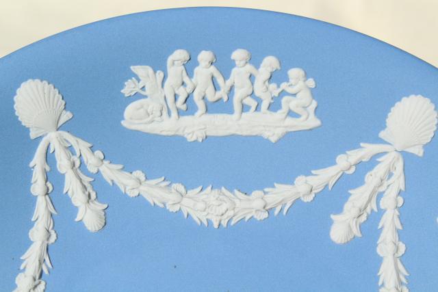 photo of vintage Wedgwood jasperware blue & white china plate, 8 3/4 diameter #3