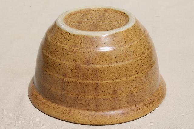 photo of vintage Western / Monmouth pottery stoneware mixing bowl, Mojave tan brown color #2