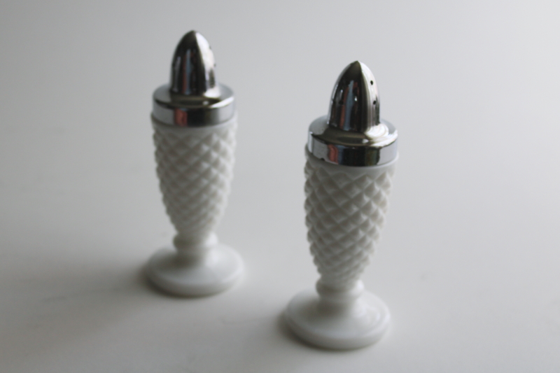 photo of vintage Westmoreland English hobnail milk glass salt and pepper shakers set  #4