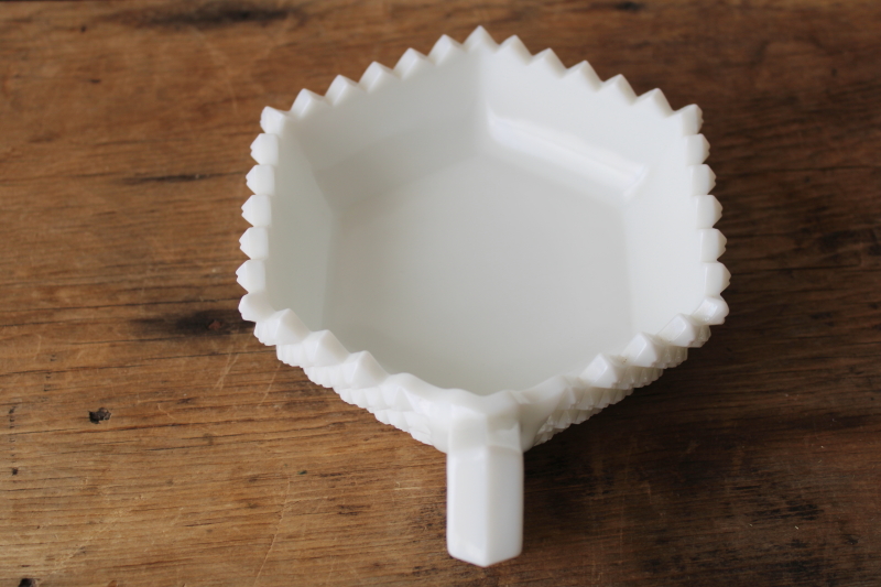 photo of vintage Westmoreland English hobnail pattern milk glass nappy, candy dish w/ finger ring handle  #4