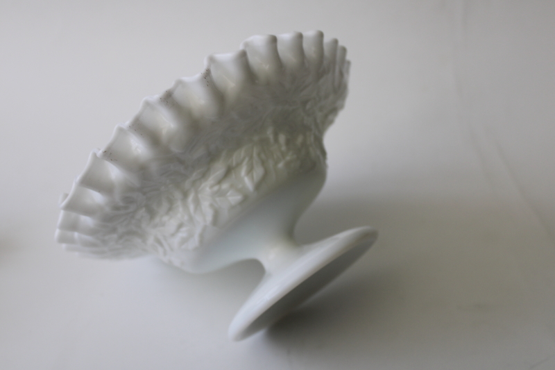 photo of vintage Westmoreland bramble leaf pattern milk glass candy dish, crimped edge bowl #3