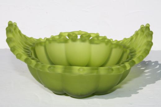 photo of vintage Westmoreland green mist satin frosted glass, open lace edge oval bowl #3