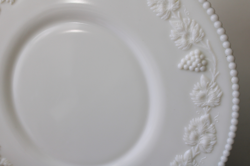 photo of vintage Westmoreland milk glass cake plate or round tray, beaded edge paneled grape #3