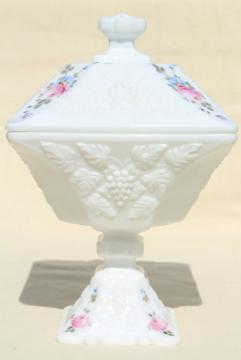 catalog photo of vintage Westmoreland milk glass, hand painted roses & bows paneled grape wedding box