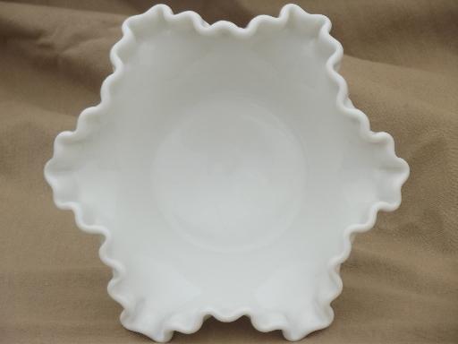 photo of vintage Westmoreland milk glass maple leaf footed bowl candy dish #3