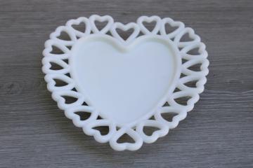 catalog photo of vintage Westmoreland milk glass plate heart shape open lace edge, Valentine or wedding decor 