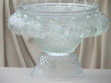 catalog photo of vintage Wexford pattern glass punch bowl set, pressed glass punch bowl w/ stand