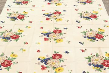 catalog photo of vintage Wilendur Wilendure label printed cotton kitchen tablecloth, French flowers print