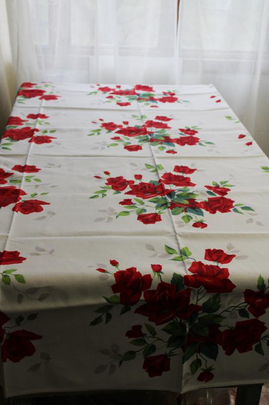 photo of vintage Wilendure printed cotton tablecloth & matching napkins, red roses print #2