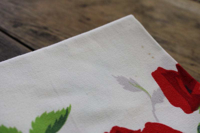 photo of vintage Wilendure printed cotton tablecloth & matching napkins, red roses print #7