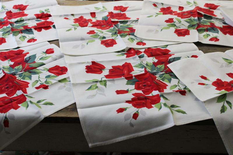 photo of vintage Wilendure printed cotton tablecloth & matching napkins, red roses print #8