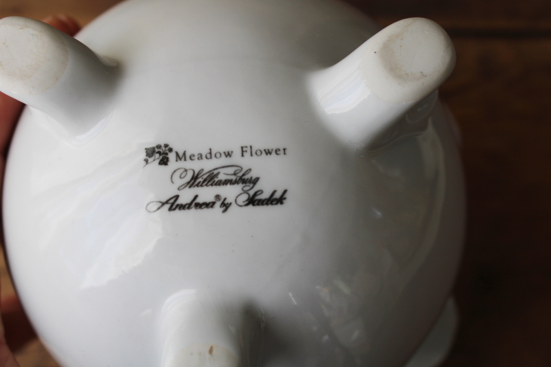 photo of vintage Williamsburg meadow flower pure white porcelain tulip vase, Andrea by Sadek china  #4