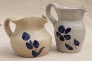 catalog photo of vintage Williamsburg pottery salt glazed stoneware mini pitchers, creamers or milk jugs