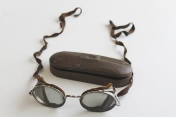 vintage Willson Wilson goggles, motorcycle or driving glasses in original metal case 