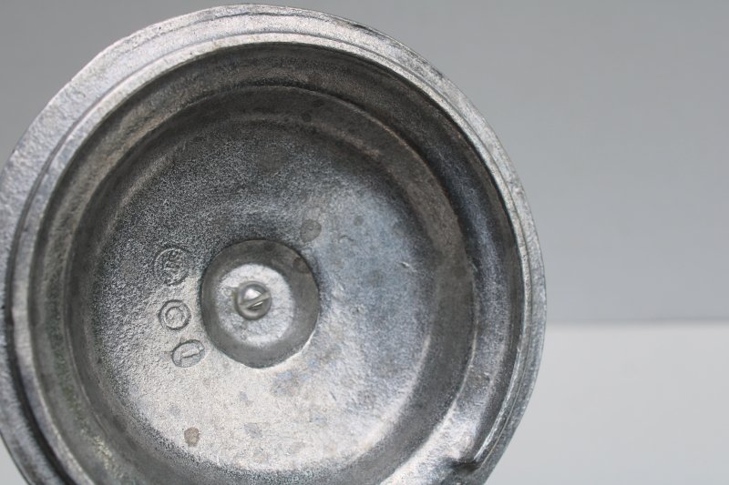 photo of vintage Wilton Armetale coffee pot Golden Plough Tavern reproduction antique pewter  #6