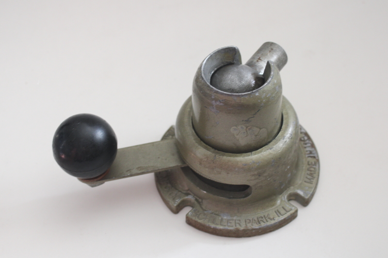 photo of vintage Wilton Powrarm Junior swivel base, base only for the Baby Bullet vice  #4