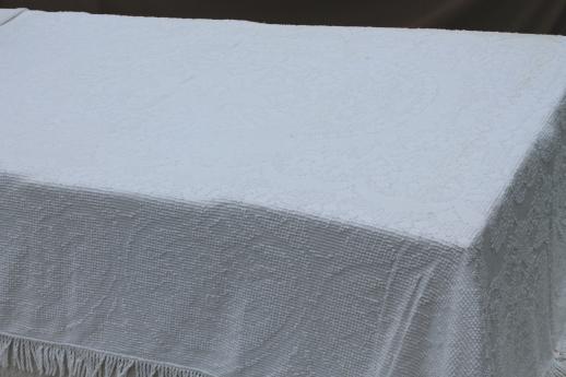 photo of vintage all white bedspreads lot, Bates type tufted candlewick & cotton chenille #16