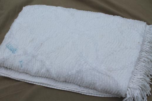 photo of vintage all white bedspreads lot, Bates type tufted candlewick & cotton chenille #18