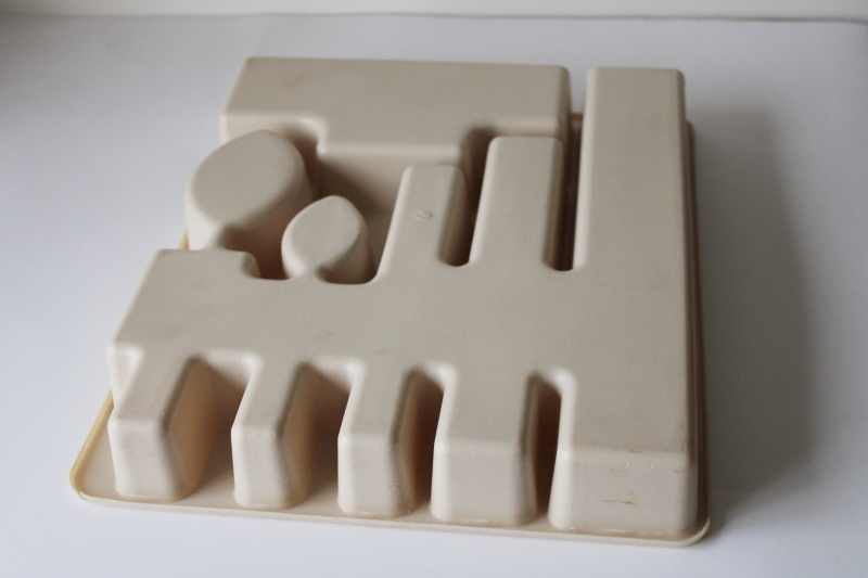 photo of vintage almond plastic Rubbermaid silverware tray cutlery flatware kitchen drawer organizer  #5