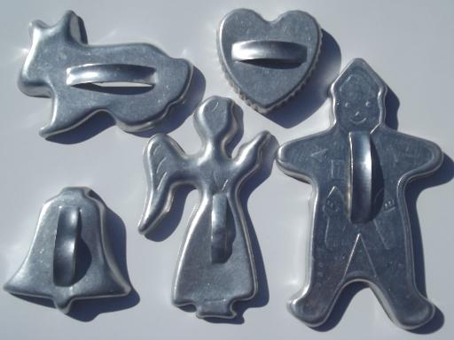 photo of vintage aluminum cookie cutters, biscuit cutters & individual jello molds #4