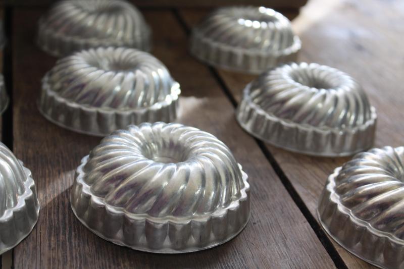 photo of vintage aluminum jello mold set, individual size ring molds or cake pans #5