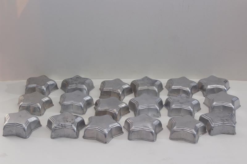 photo of vintage aluminum jello molds or baking pans, individual size star shape old set of 18 #1