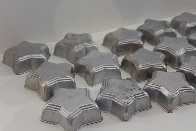 photo of vintage aluminum jello molds or baking pans, individual size star shape old set of 18 #3