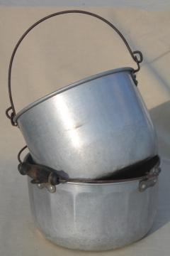 catalog photo of vintage aluminum jelly kettle pans or camping cook pots w/ wire bail handles 