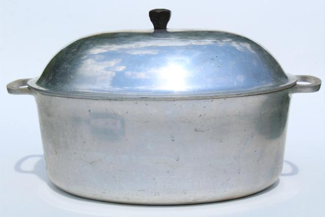 photo of vintage aluminum oval roaster dutch oven, big roasting pan for camp cookware #1