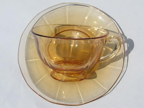 photo of vintage amber Fostoria Fairfax depression glass cups and saucers #3