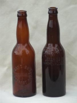 catalog photo of vintage amber glass beer bottles, Franz Bros. Brewery Freeport Illinois