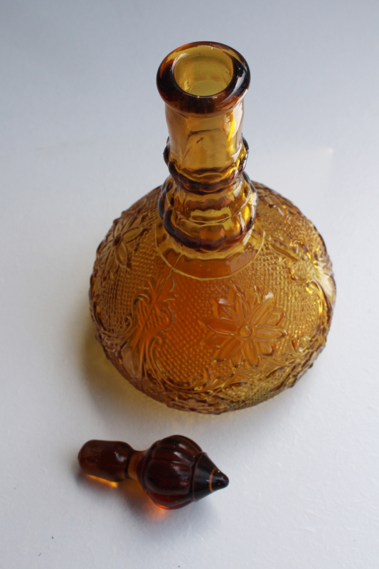 photo of vintage amber glass decanter bottle w/ stopper, Tiara / Indiana sandwich daisy pattern #2